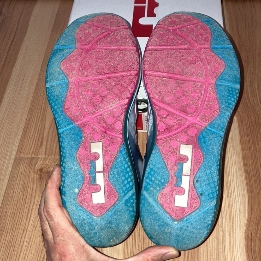 𝅺MEN’S Nike LeBron 9 low fireberry - Picture 5 of 5